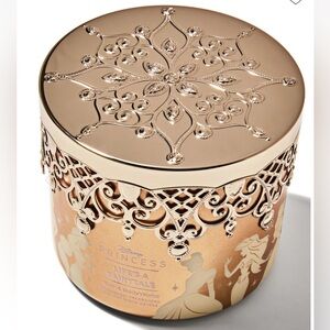 Disney X Bath & Body Works “Life’s A Fairytale” 3 Wick Candle